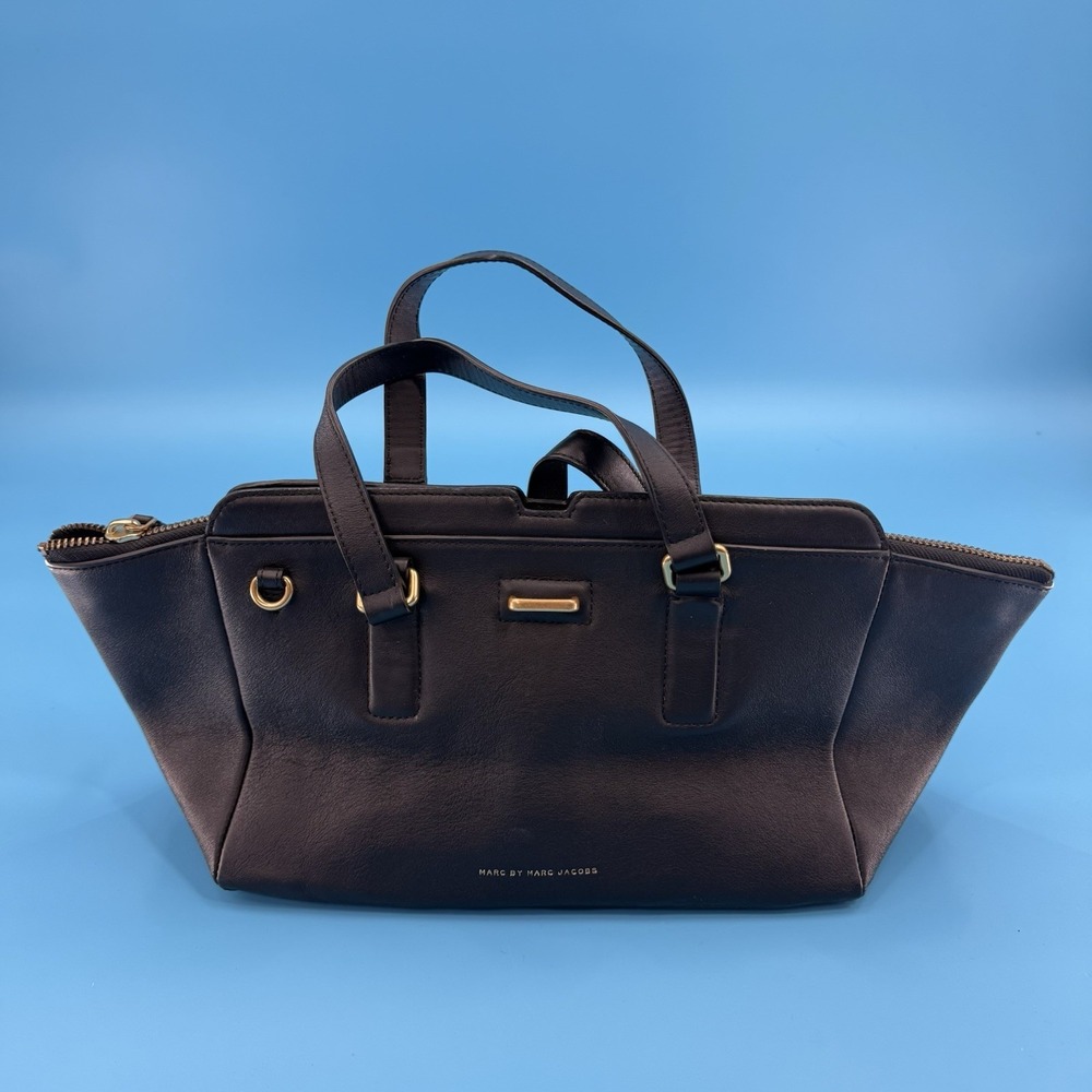 Marc by Marc Jacobs Black Leather Satchel Tote Bag Gold Hardware Zip Top